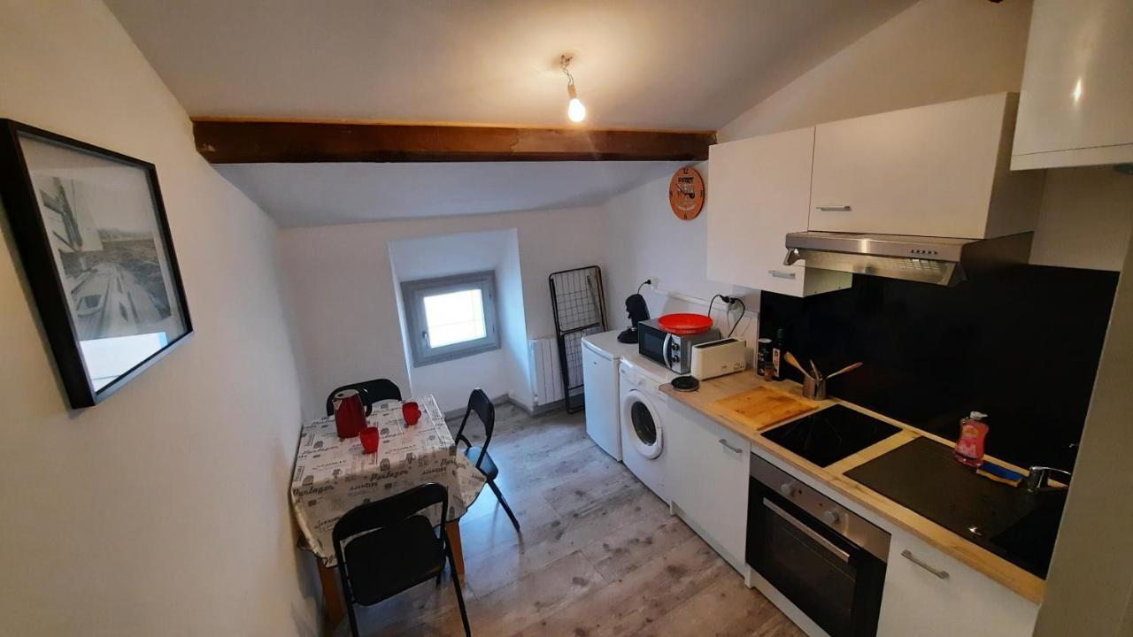 Suite 3 Pieces Chambre+Cuisine+Sdb Centre Ville Privas Exterior photo